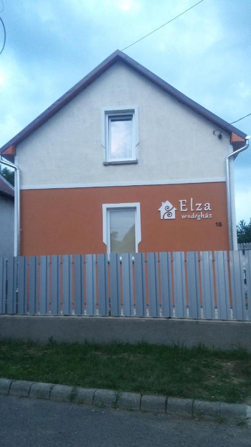 Elza Vendeghaz Apartment Sárospatak Екстериор снимка